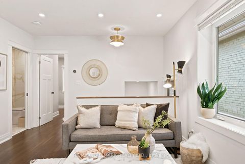 Photo 21 at 69 Gatwick Avenue, Lumsden, Toronto