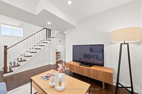 Photo 35 at 69 Gatwick Avenue, Lumsden, Toronto