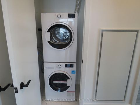Photo 13 at 3304 - 35 Parliament Street, Waterfront Communities C8, Toronto