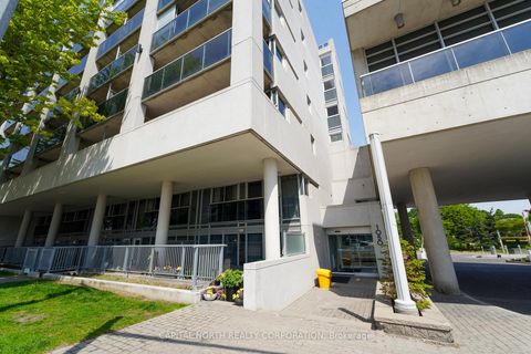 Photo 2 at 207 - 1050 The Queensway, City Centre West, Toronto