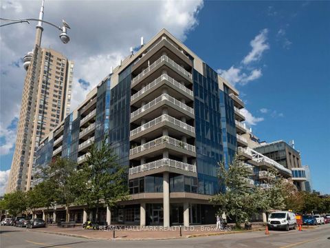 Photo 1 at 404 - 251 Queens Quay W, Waterfront Communities C1, Toronto