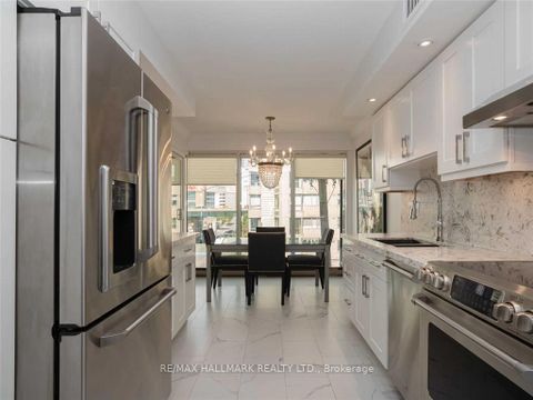 Photo 14 at 404 - 251 Queens Quay W, Waterfront Communities C1, Toronto