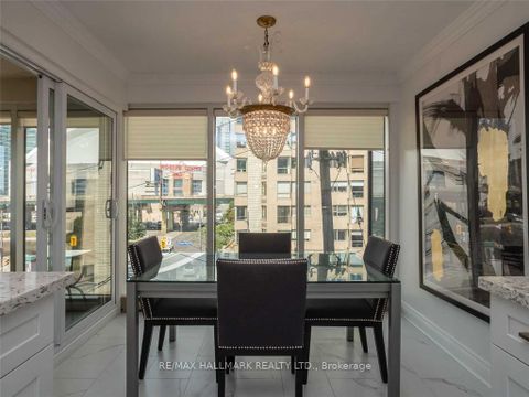 Photo 19 at 404 - 251 Queens Quay W, Waterfront Communities C1, Toronto