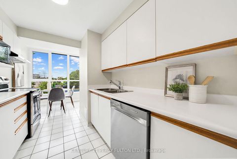 Photo 7 at 206B - 3231 Eglinton Avenue E, Scarborough Village, Toronto