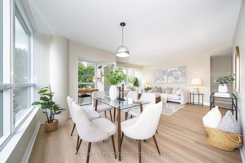 Photo 11 at 206B - 3231 Eglinton Avenue E, Scarborough Village, Toronto
