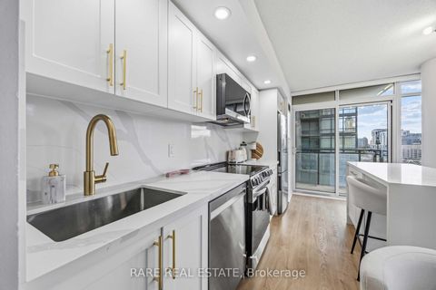 Photo 4 at 1002 - 4K Spadina Avenue, Waterfront Communities C1, Toronto