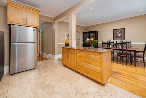 Photo 10 at 3 Sparkhall Avenue, North Riverdale, Toronto