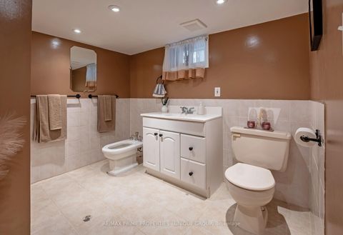 Photo 28 at 3 Sparkhall Avenue, North Riverdale, Toronto