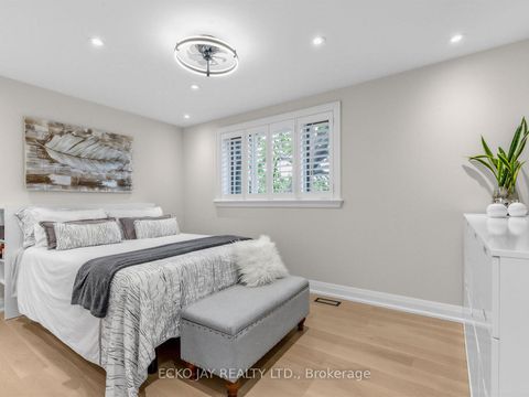Photo 19 at 27 Silkwood Crescent, Henry Farm, Toronto