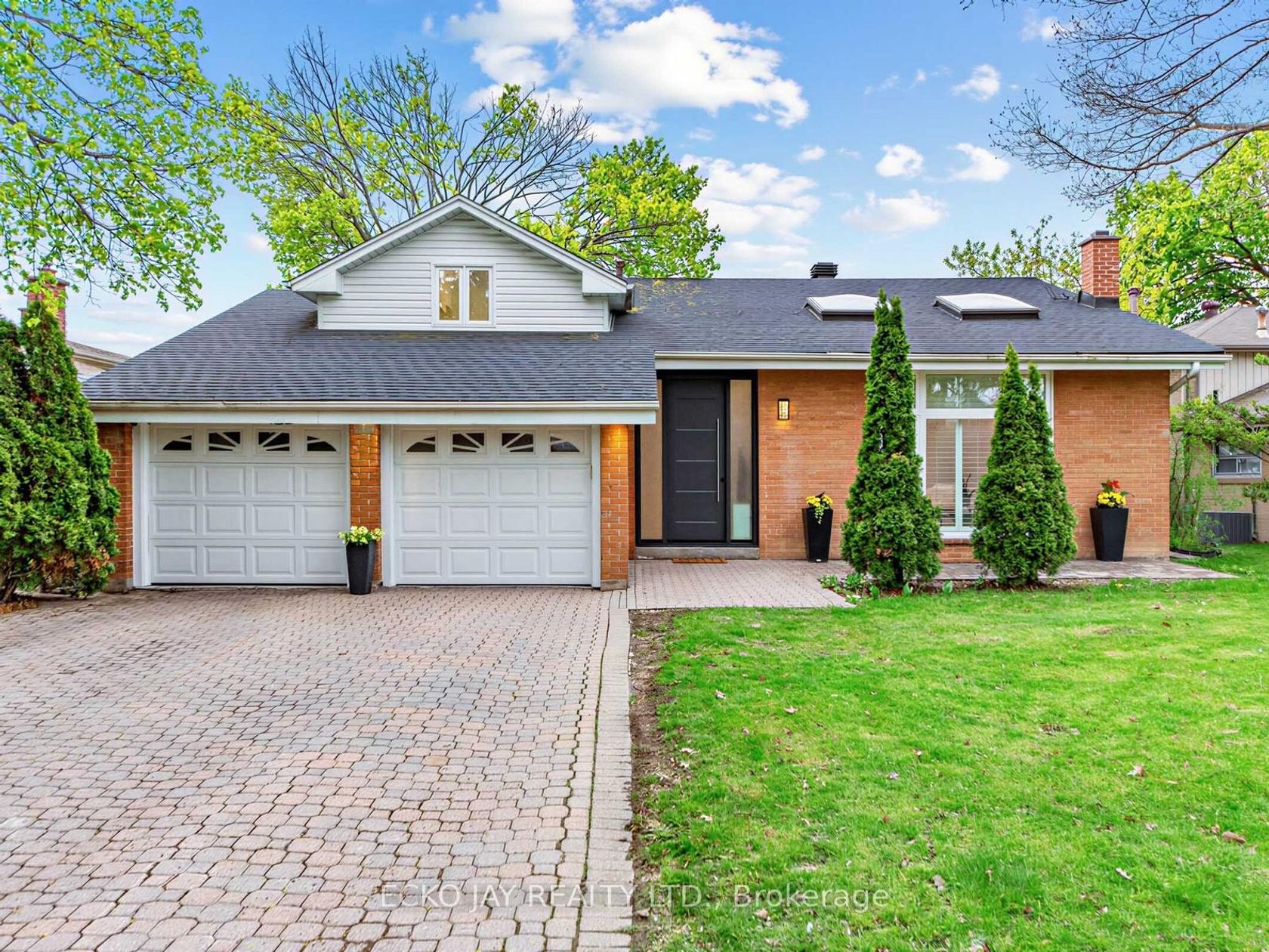 27 Silkwood Crescent, Henry Farm, Toronto 