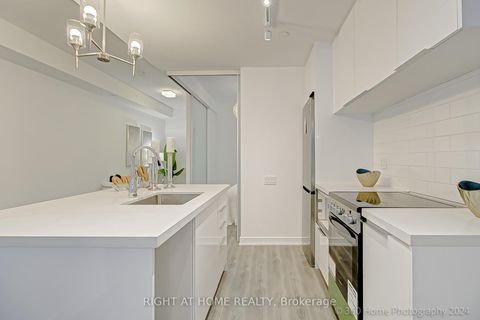 Photo 9 at 203 - 57 St. Joseph Street, Bay Street Corridor, Toronto