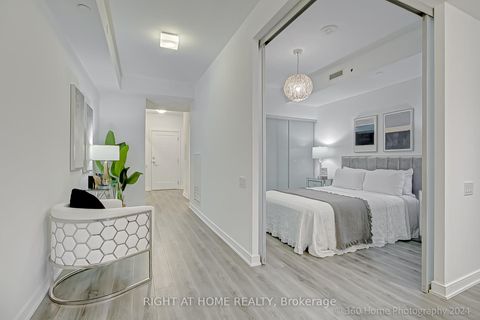 Photo 14 at 203 - 57 St. Joseph Street, Bay Street Corridor, Toronto