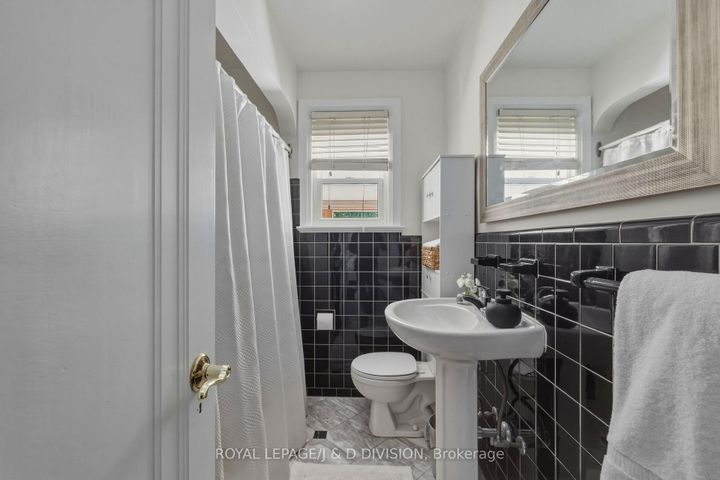 Photo 21 at 111 Warwood Road, City Centre West, Toronto