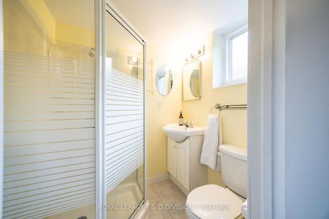 Photo 18 at 48 Greengrove Crescent, Donalda, Toronto