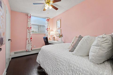 Photo 20 at 715 - 5 Parkway Forest Drive, Henry Farm, Toronto