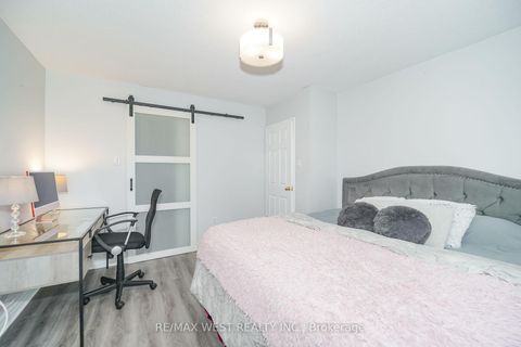 Photo 5 at 159 - 50 Scarborough Golf Club Road, Scarborough Village, Toronto