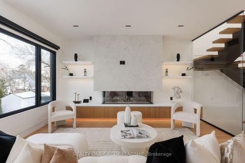 Photo 12 at 7 Bentley Drive, Queensway, Toronto