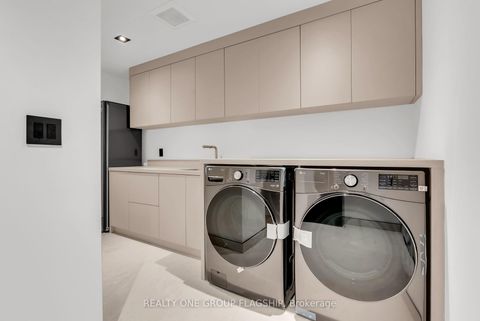 Photo 35 at 7 Bentley Drive, Queensway, Toronto