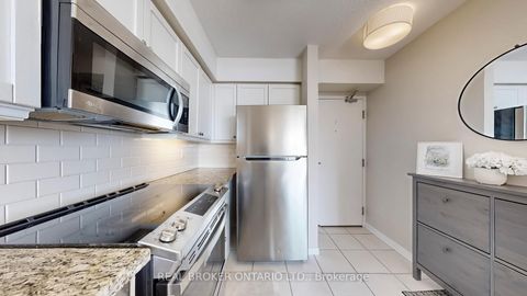 Photo 22 at 2705 - 30 Harrison Garden Boulevard, Willowdale East, Toronto
