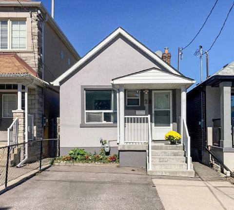 Photo 0 at 128 Northland Avenue, Smythe, Toronto