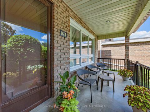 Photo 2 at 24 Rockland Drive, Steeles, Toronto