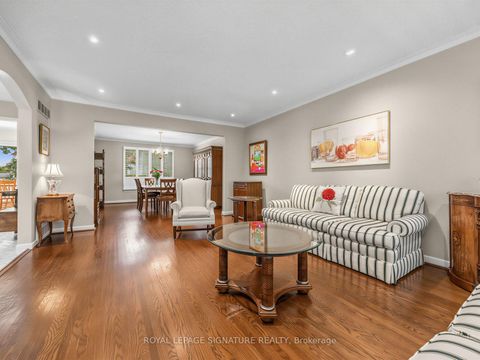 Photo 6 at 24 Rockland Drive, Steeles, Toronto