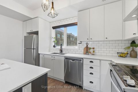 Photo 7 at 11 - 3580 Lake Shore Boulevard W, Long Branch, Toronto