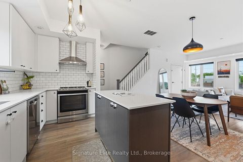 Photo 10 at 11 - 3580 Lake Shore Boulevard W, Long Branch, Toronto