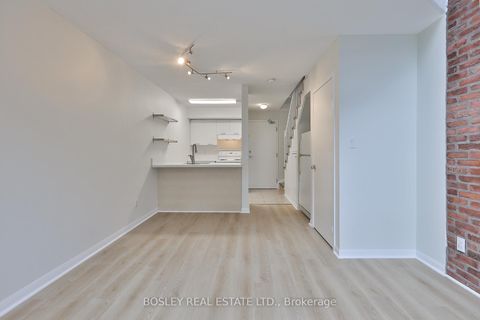 Photo 5 at 625 - 1029 King Street W, Niagara, Toronto