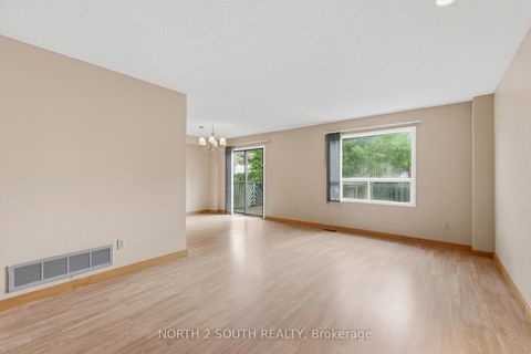 Photo 15 at 9 Millbank Court, Brownridge, Vaughan