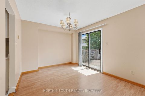 Photo 18 at 9 Millbank Court, Brownridge, Vaughan