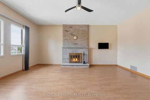 Photo 22 at 9 Millbank Court, Brownridge, Vaughan