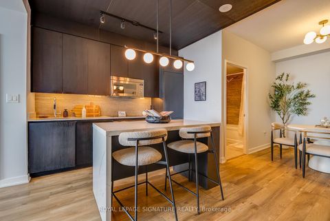 Photo 5 at 3907 - 15 Iceboat Terrace, Waterfront Communities C1, Toronto