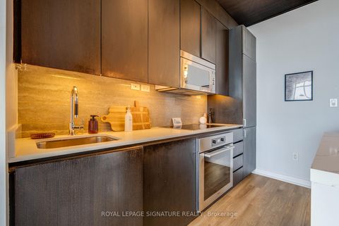 Photo 7 at 3907 - 15 Iceboat Terrace, Waterfront Communities C1, Toronto