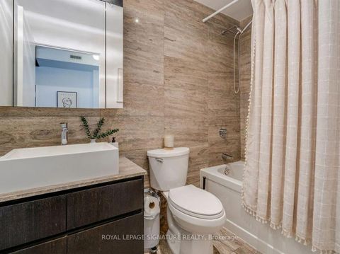 Photo 14 at 3907 - 15 Iceboat Terrace, Waterfront Communities C1, Toronto