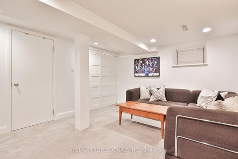 Photo 31 at 611 Windermere Avenue, Bloor West Village, Toronto