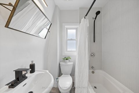 Photo 16 at 16 Cassels Avenue, Danforth, Toronto
