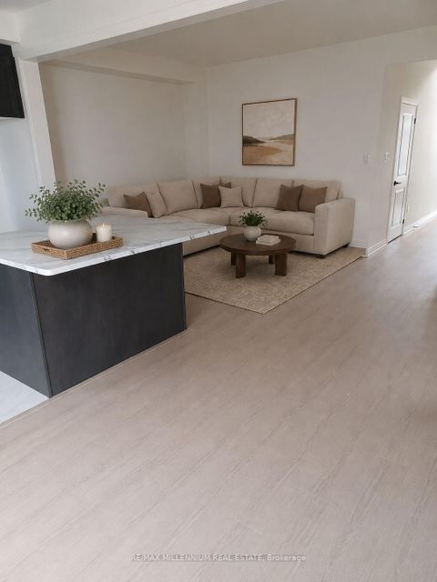 Photo 5 at 111 Sagewood Avenue, Painswick South, Barrie