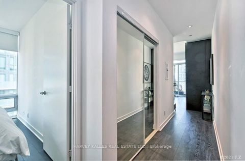 Photo 2 at 3009 - 15 Grenville Street, Bay Street Corridor, Toronto