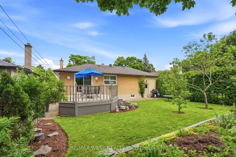 Photo 13 at 2 Renault Crescent, Humber Heights, Toronto
