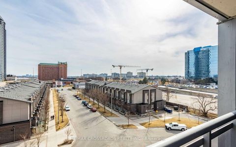 Photo 5 at 525 - 275 Village Green Square, Malvern West, Toronto