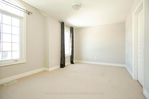 Photo 37 at 35 Morland Crescent, Bayview Northeast, Aurora
