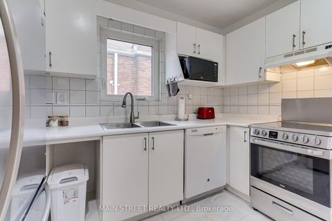 Photo 12 at 595 Northcliffe Boulevard, Oakwood Village, Toronto