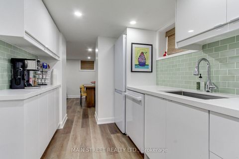Photo 23 at 595 Northcliffe Boulevard, Oakwood Village, Toronto