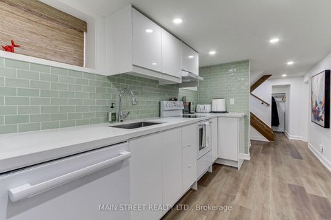 Photo 24 at 595 Northcliffe Boulevard, Oakwood Village, Toronto