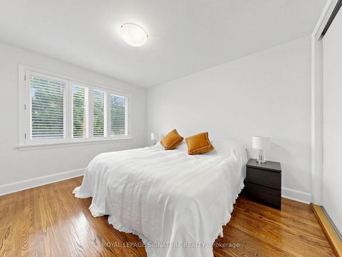 Photo 9 at 46 Brookview Drive, Lawrence, Toronto