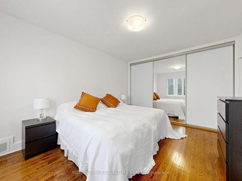 Photo 10 at 46 Brookview Drive, Lawrence, Toronto