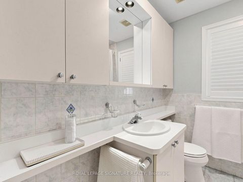 Photo 16 at 46 Brookview Drive, Lawrence, Toronto