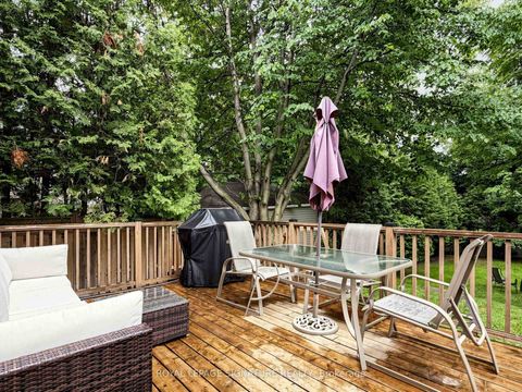Photo 24 at 46 Brookview Drive, Lawrence, Toronto