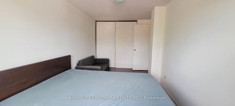 Photo 14 at 131 Silver Springs Boulevard, L'Amoreaux, Toronto